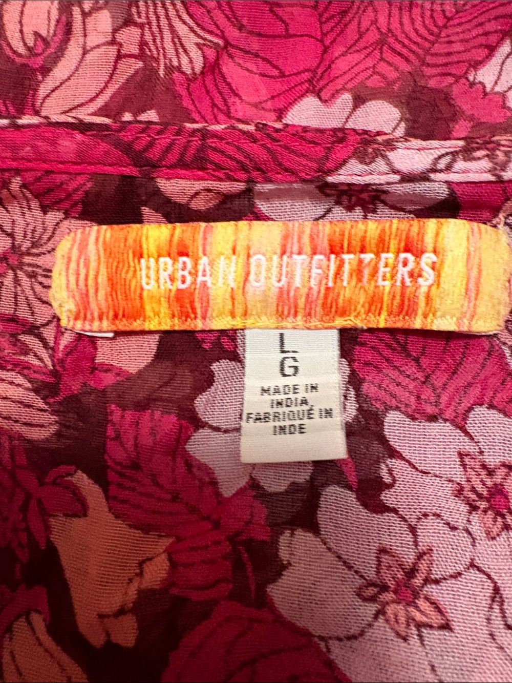 Urban Outfitters Raspberry Floral Tie-Front Cropped Top - Picture 6 of 6